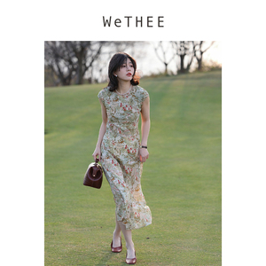 WeTHEE |神剪裁！自带曲线美感真丝斜裁小包袖连衣裙新中式小碎花