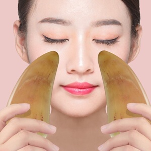 李师傅医疗淘宝天然玉石刮痧板眼部刮痧美容鱼形面部排毒美容薄款玉