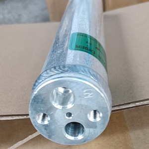 东风多利卡d6 7空调干燥瓶 金霸锐铃储液罐 康明斯黄海皮卡干燥瓶