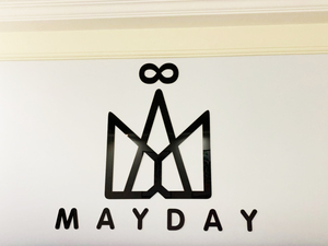 皇冠五月天亚克力立体墙贴电视背景床头背景玄关现代时尚简约墙饰