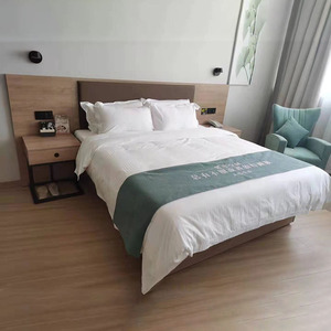 现代快捷酒店格林豪泰标间家具全套定制厂家直销宾馆床箱软包床头