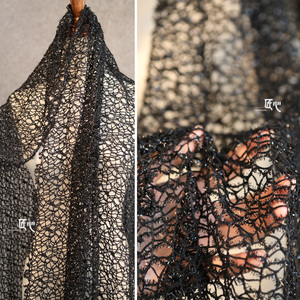 纯色网纱/黑色编织亮丝网格 不规则超大镂空婚纱布设计师面料