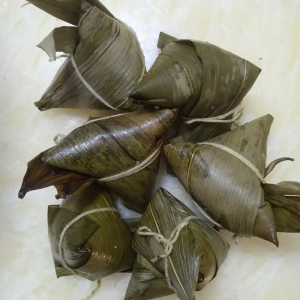 广东肉粽红豆五花肉粽茂名肉粽员工粽子红豆咸肉粽粤西长粽子