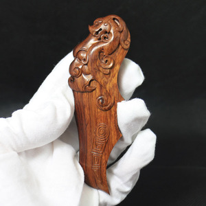 龙之礼海南黄花梨糠梨老料仿古把件府上有龙海黄手工雕刻龙