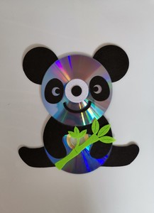 幼儿园手工作业大熊猫废旧物品光盘光碟改造不织布材料包成品