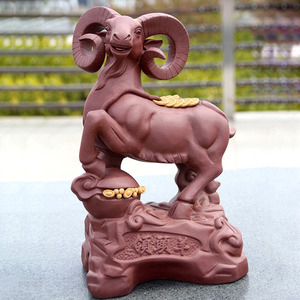 紫砂大雕塑领头羊客厅办公桌面摆件招财风水家居装饰品大山羊茶宠