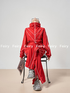 Feiry 炸街运动服套装女2024新款红色短款防晒冲锋衣外套休闲裤子