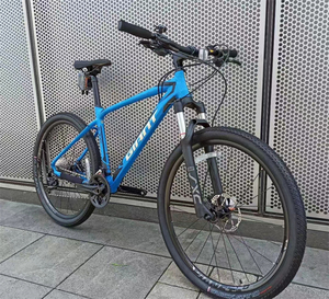 捷安特xtc800气压避震30速铝合金油刹男士山地自行车27.5寸2022款