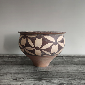 仿古陶器摆件仰韶文化河南陕县庙底沟类型花瓣纹白衣曲腹彩陶盆钵