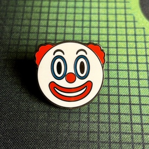 小丑emoji表情胸针徽章趣味创意搞笑可爱包包衣服饰品