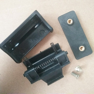 东风小康c37 c35玻璃扣中窗扣 车窗夹扣玻璃锁扣后侧窗扣汽车卡扣