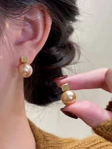 大气香槟金方块大珠子耳钉925银针耳环2024新款爆款高级感时尚女