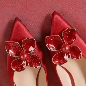 婚鞋女红色缎面