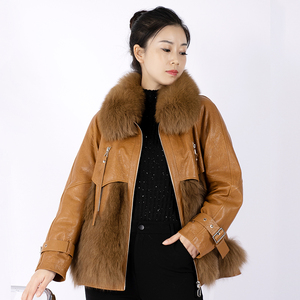 悦衣美萱2021冬季新品女士潮流狐狸毛毛领皮草高端大气女装砍毛