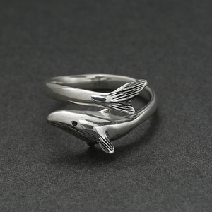 52赫兹戒指情侣