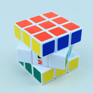 【满28元包邮】晨光文具少儿益智玩具5.8cm三阶魔方pp盒装99931