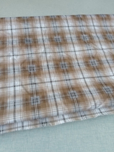 642纯棉色织涂层防水羽绒服面料咖色格子可做床单围裙包包桌布2.2