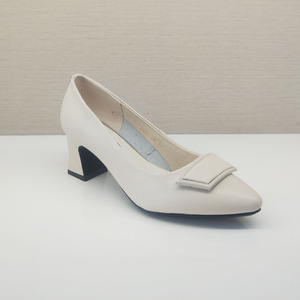 龙帝欧正品女鞋2020春季新款时尚真皮浅口粗跟单鞋女士中跟206597