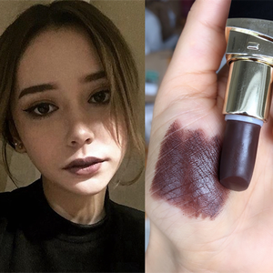 中毒色口红乌黑