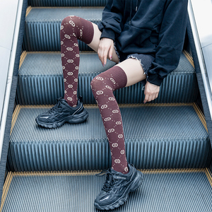 过膝长袜女潮街头欧美