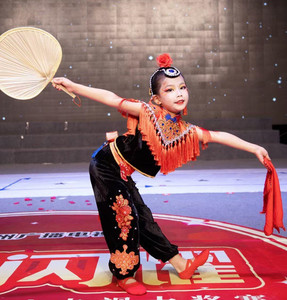 小舞蹈家小戏迷演出服装儿童独舞小戏迷舞蹈服中国舞女童比赛服