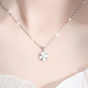 圣雅罗四叶草项链女夏s999纯银锁骨链轻奢小众彩金百搭饰品旗舰店