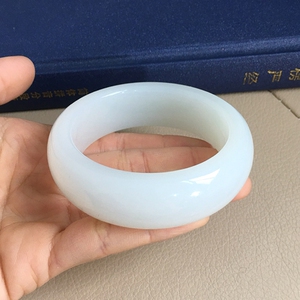 新疆和田玉95于田料羊脂白玉宽版手镯玉镯内径56mm带证书支持复检