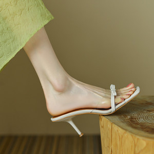 7cm拖鞋女夏外穿ins仙女风夹趾蝴蝶结水钻凉鞋高级感凉拖220人付款