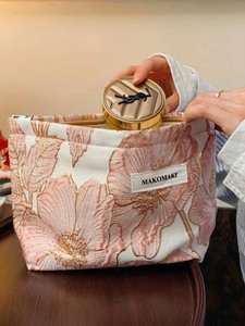日本代购小众高级感化妆包便携护肤品收纳包外出洗漱包拉链手拿包
