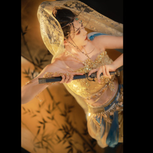 宴山亭原创 金缕衣 西域公主舞蹈服异域风情服装楼兰拍照写真