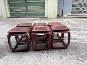越南红木家具半成品大红酸枝巴厘黄檀方凳选料干净老料制器型大气