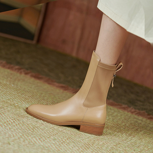 秋冬季平底女士中筒靴真皮牛皮低跟粗跟圆头复古短靴加绒女靴杏色