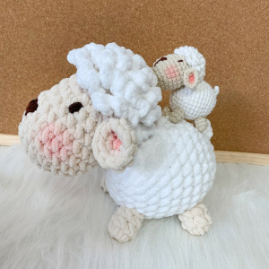 钩针毛线玩偶小绵羊挂件钥匙扣diy零基础手工材料包 葵夏手作