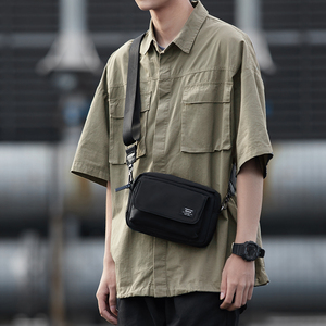 木村耀司斜挎包男防水简约休闲日系小包单肩包潮男生挎包随身包