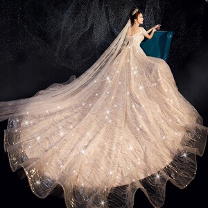 韩版甜美长拖尾婚纱