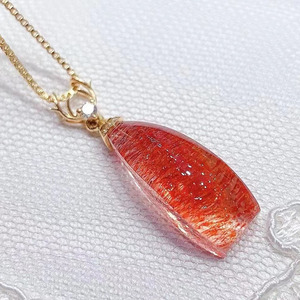 金草莓晶水滴吊坠