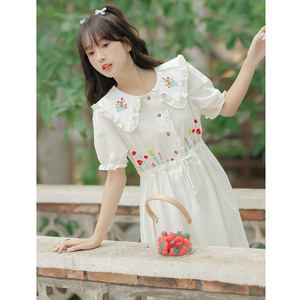 甜美日系长裙少女可爱