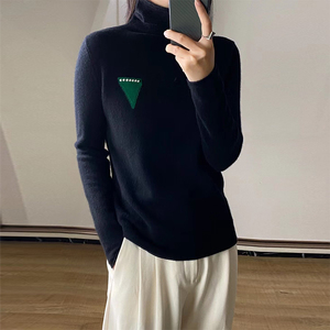 欧洲站高领羊绒衫女显瘦针织毛衣倒三角上衣堆堆领保暖羊毛打底衫