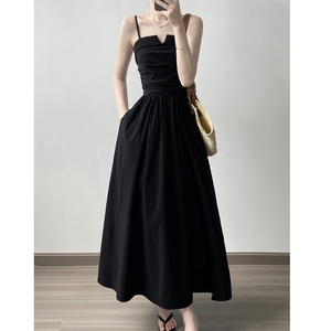 抹胸吊带裙女夏季气质显瘦法式黑色连衣裙小众设计无袖a字长裙子