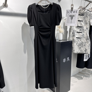 非凡6808连衣裙女短袖2024夏新款黑色收腰显瘦褶皱设计中长款裙子
