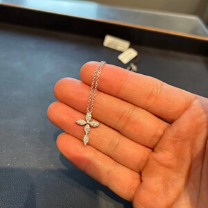 【auluauly直播间】折扣,damiani玳美雅满钻十字架大钻项链