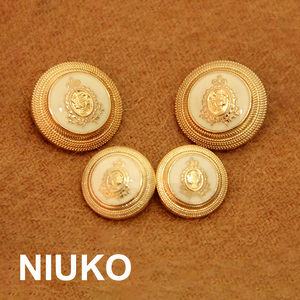 NIUKO辅料 金属纽扣子 大小组合扣金色白色皇冠徽章钮扣子专卖