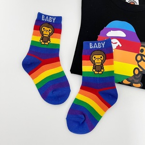 日本潮牌bape2022新款儿童袜猿人猴彩虹袜子男女童宝宝卡通中筒袜
