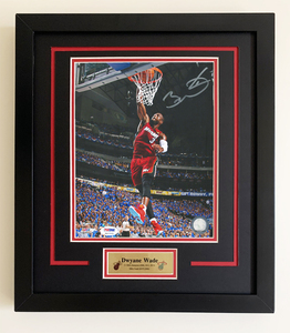 韦德亲笔签名照片球衣 wade韦德签名照周边礼物热火城市 詹姆斯