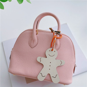 桃小吉h家姜饼人挂饰ins风可爱包包挂件高档牛皮汽车钥匙扣小礼物