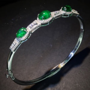 天然绿宝石祖母绿宝石哥伦比亚祖母绿手镯绿柱石裸石钻石手镯