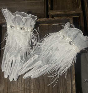 原创新款新娘羽毛短款纱手套婚礼礼服婚纱摄影影楼拍摄表演道具