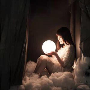 舞台手捧月亮充电发光球圆球灯 户外景观草坪球形地灯摄影道具灯