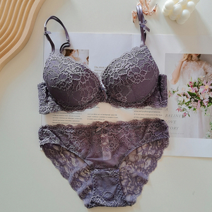 欧美性感少女上薄下厚蕾丝文胸套装聚拢内衣大码上托两排扣胸罩女