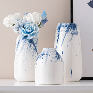创意陶瓷花瓶轻奢风居家装饰品简约现代软装搭配鲜花干花花器摆件